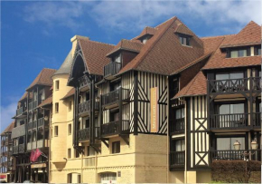  Mercure Deauville Centre  Довиль